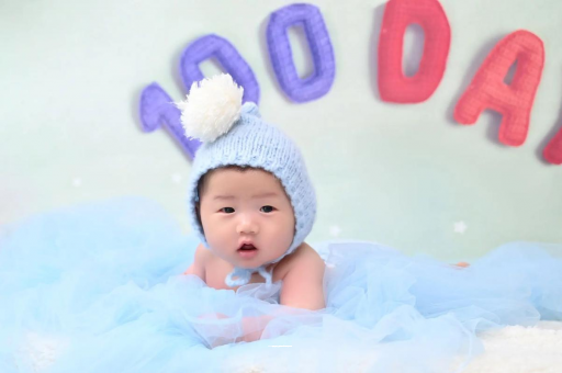 德清宝宝头稳最晚是几个月